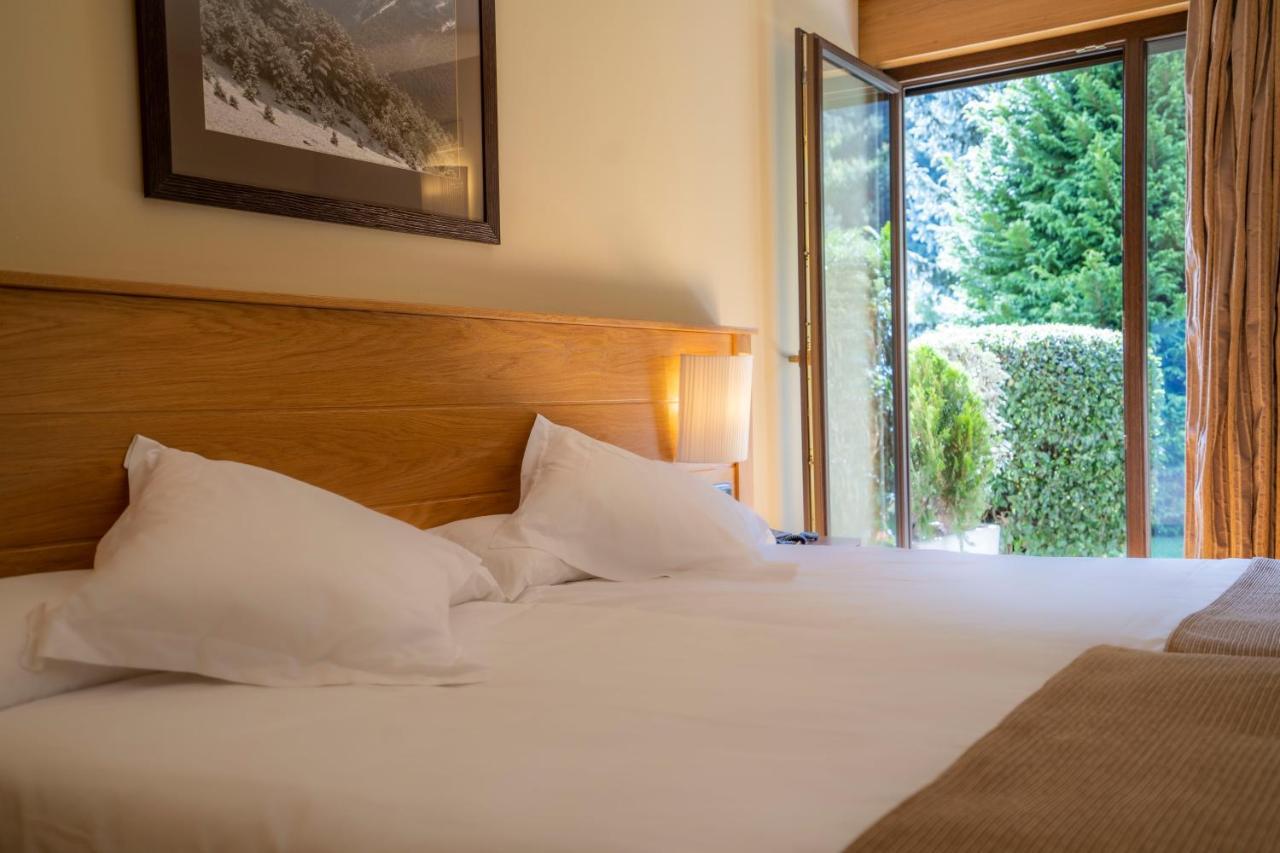 Hotel & Restaurante Pena Arrós Eksteriør billede